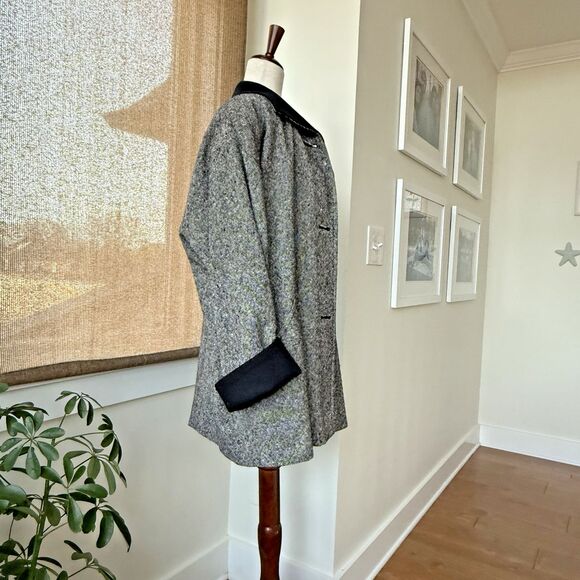 Vintage Pendleton 100% Wool Overcoat –Women Size 14 Black White Tweed USA 1970's - Picture 4 of 16
